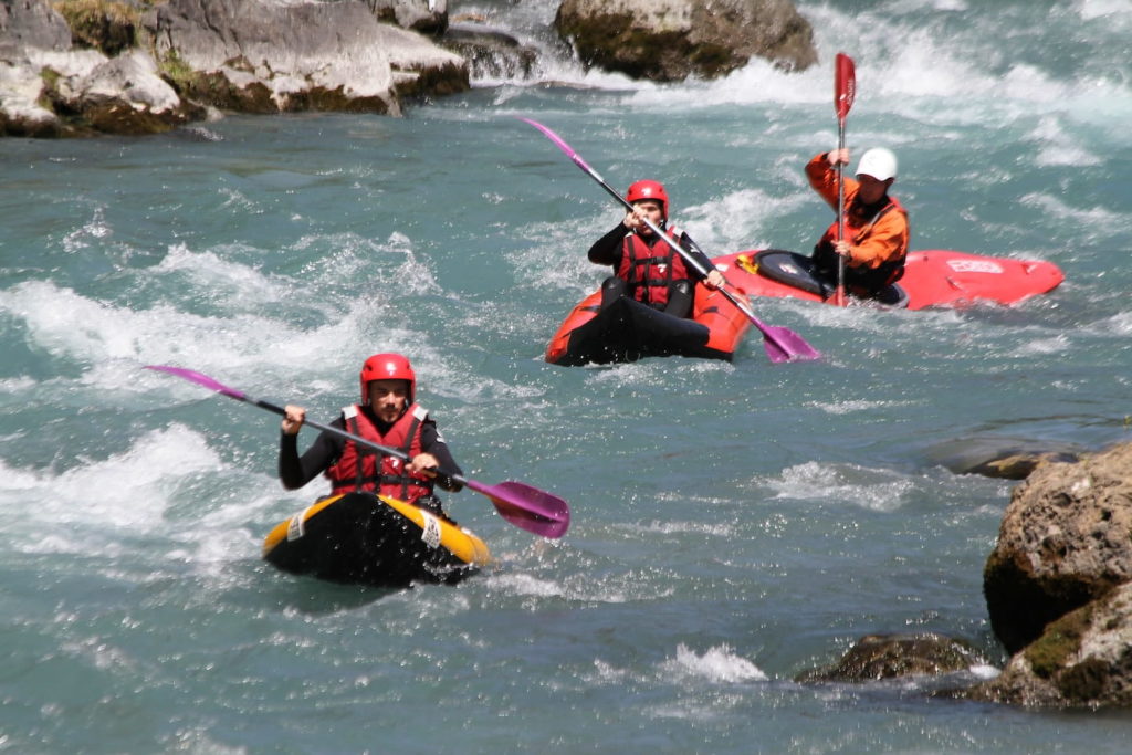 Kayak-raft Savoie moniteur diplômé d'état Haute-Isère
